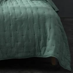 Linder Plaids Couvre Lit Matelassé Et Moelleux Polyester Vert 240 X 180 -Plaids Soldes couvre lit matelasse et moelleux polyester vert 240 x 180 2