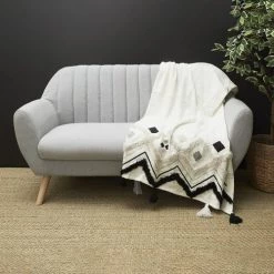 The Home Deco Factory Plaids Jeté De Canapé Ethnique Tufté Noir 130x150cm