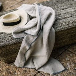 Lo De Manuela Plaids Jeté De Lin Pur Lavé Begur Naturel Bleu Nuit 140x200 10 Lo De Manuela Plaids Jeté De Lin Pur Lavé Begur Naturel Bleu Nuit 140x200 -Plaids Soldes jete de lin pur lave begur naturel bleu nuit 140x200 4