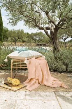 Magma Plaids Plaid 100% Coton Gaufré Beige Nature 130x170 -Plaids Soldes plaid 100 coton gaufre rose peche 130x170 1