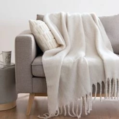 Maisons Du Monde Plaids Plaid à Franges Gris 127x152 -Plaids Soldes plaid a franges gris 127x152 1000 14 18 195752 1