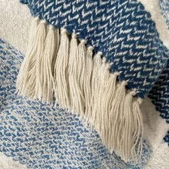 Malagoon Plaids Plaid Berbère Granuleux Bleu Et Blanc Cassé 125x150 -Plaids Soldes plaid berbere granuleux bleu et blanc casse 125x150 3