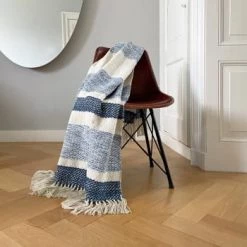 Malagoon Plaids Plaid Berbère Granuleux Bleu Et Blanc Cassé 125x150 -Plaids Soldes plaid berbere granuleux bleu et blanc casse 125x150 4