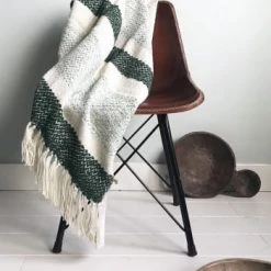 Malagoon Plaids Plaid Berbère Granuleux Bleu Et Blanc Cassé 125x150 -Plaids Soldes plaid berbere granuleux vert pois 125x150 1