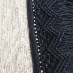 My Bliss Home Plaids Plaid Blanc Avec La Frange Noire 200x140 Cm -Plaids Soldes plaid blanc avec la frange noire 200x140 cm 1