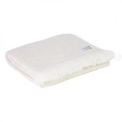 Les Jardins De La Comtesse Plaids Plaid Cachemire Et Laine Chevrons Beige Amande 130 X 230 Cm -Plaids Soldes plaid cachemire et laine chevrons beige amande 130 x 230 cm 1