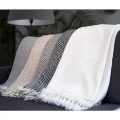 Les Jardins De La Comtesse Plaids Plaid Cachemire Et Laine Petits Chevrons Beige Foncé 130 X 230 Cm -Plaids Soldes plaid cachemire et laine petits chevrons beige fonce 130 x 230 cm 2