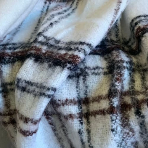 Beachby Plaids Plaid Carreaux 20% Mohair Blanc 120x180cm 5 Beachby Plaids Plaid Carreaux 20% Mohair Blanc 120x180cm – Image 3