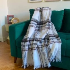 Beachby Plaids Plaid Carreaux 20% Mohair Blanc 120x180cm 12 Beachby Plaids Plaid Carreaux 20% Mohair Blanc 120x180cm -Plaids Soldes plaid carreaux 20 mohair blanc 120x180cm 5