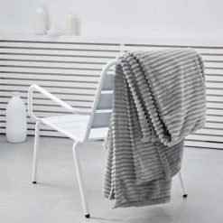 Today Plaids Plaid Cotelé Uni En Polyester Gris 150X200 Cm