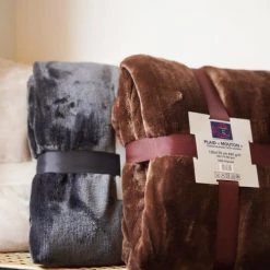 Le Comptoir De La Plage Plaids Plaid Doublé Imitation "Mouton" Marron 130x170cm -Plaids Soldes plaid double imitation mouton marron 130x170cm 3