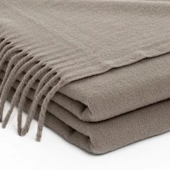 Brun De Vian-Tiran Plaids Plaid Doux En Laine Gris Clair 140x200 Cm -Plaids Soldes plaid doux en laine gris clair 140x200 cm 3