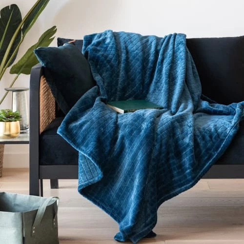 Maisons Du Monde Plaids Plaid Doux Imitation Flanelle Bleu Marine 150x230 5 Maisons Du Monde Plaids Plaid Doux Imitation Flanelle Bleu Marine 150x230 – Image 3