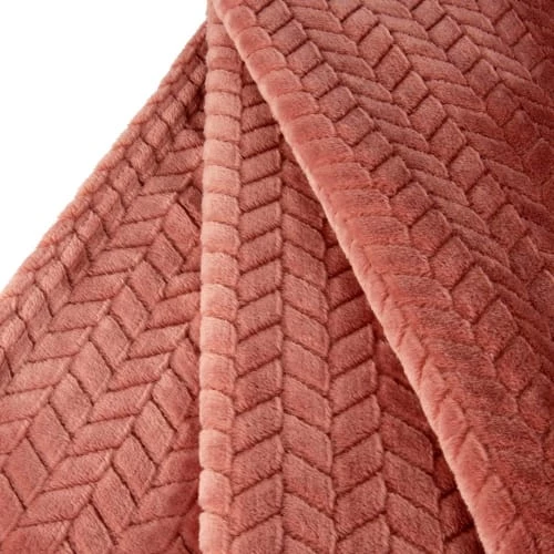 Maisons Du Monde Plaids Plaid Doux Imitation Fourrure Rouge 150x230 4 Maisons Du Monde Plaids Plaid Doux Imitation Fourrure Rouge 150x230 – Image 2