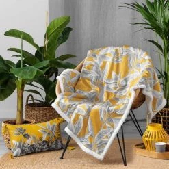 Douceur D'Intérieur Plaids Plaid Effet Velours Sherpa Jaune 125x150cm -Plaids Soldes plaid effet velours sherpa jaune 125x150cm 3