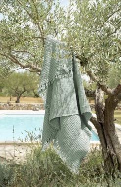 Magma Plaids Plaid En 100% Coton Lavé à Franges Nouées Ivoire 170 X 130 -Plaids Soldes plaid en 100 coton lave a franges nouees vert sauge 170x130 1