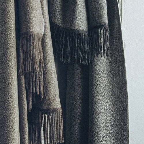 Alexandre Turpault Plaids Plaid En Baby Alpaga Gris 130x200 5 Alexandre Turpault Plaids Plaid En Baby Alpaga Gris 130x200 – Image 3