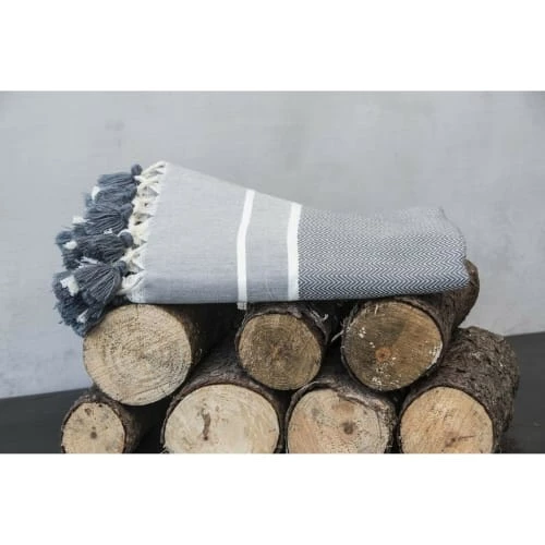 Febronie Plaids Plaid En Coton 130x170 Gris Moyen 7 Febronie Plaids Plaid En Coton 130x170 Gris Moyen – Image 5