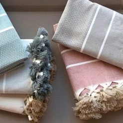 Febronie Plaids Plaid En Coton 130x170 Taupe -Plaids Soldes plaid en coton 130x170 taupe 11