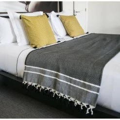 Febronie Plaids Plaid En Coton 160x250 Noir -Plaids Soldes plaid en coton 160x250 noir 4