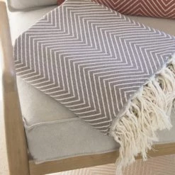 Febronie Plaids Plaid En Coton 160x250 Taupe -Plaids Soldes plaid en coton 160x250 taupe 4