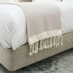 Febronie Plaids Plaid En Coton 160x250 Taupe Clair Et écru -Plaids Soldes plaid en coton 160x250 taupe clair et ecru 4