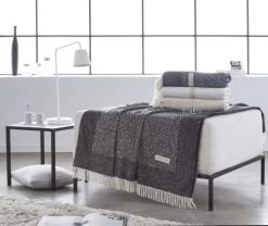 Naf Naf Plaids Plaid En Coton Bleu Marine 130x170 -Plaids Soldes plaid en coton bleu marine 130x170 3