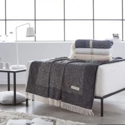 Naf Naf Plaids Plaid En Coton Bleu Marine 130x170 -Plaids Soldes plaid en coton bleu marine 130x170 4