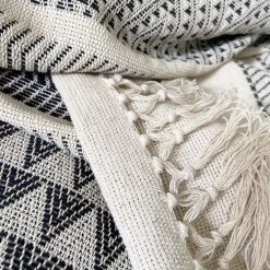 Malagoon Plaids Plaid En Coton écru à Rayures Natives 240x270 -Plaids Soldes plaid en coton ecru a rayures natives 240x270 3