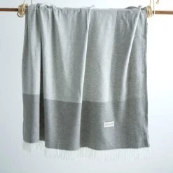 Guy Laroche Plaids Plaid En Coton Perle 130x170 -Plaids Soldes plaid en coton perle 130x170 4