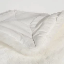 Maisons Du Monde Plaids Plaid En Fausse Fourrure Blanc 150 X 180 Cm -Plaids Soldes plaid en fausse fourrure blanc 150 x 180 cm 1000 3 23 147869 3