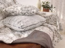 Home Maison Plaids Plaid En Imitation Fourrure Doublée Polaire Polyester Gris 150 X 125 -Plaids Soldes plaid en imitation fourrure doublee polaire polyester gris 150 x 125 3