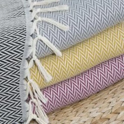 Febronie Plaids Plaid En Laine 130x170 Rose Fuschia -Plaids Soldes plaid en laine 130x170 rose fuschia 2