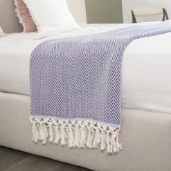 Febronie Plaids Plaid En Laine 160x250 Aubergine -Plaids Soldes plaid en laine 160x250 aubergine 5