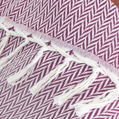 Febronie Plaids Plaid En Laine 160x250 Rose Fuschia 5 Febronie Plaids Plaid En Laine 160x250 Rose Fuschia – Image 3