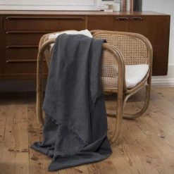 Febronie Plaids Plaid En Lin Lavé 180x260 Ardoise -Plaids Soldes plaid en lin lave 180x260 ardoise 5