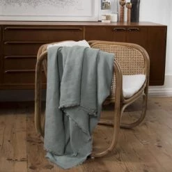 Febronie Plaids Plaid En Lin Lavé 180x260 Pistache -Plaids Soldes plaid en lin lave 180x260 pistache 4