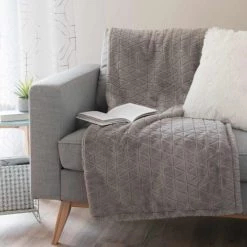 Maisons Du Monde Plaids Plaid Imitation Fourrure Grise 130x170 -Plaids Soldes plaid imitation fourrure grise 130x170 1000 2 29 158986 5