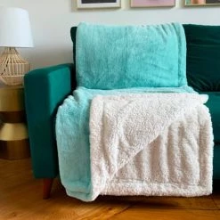 Le Comptoir De La Plage Plaids Plaid Polaire Doublé Imitation "Lapin" Aqua 130x170cm -Plaids Soldes plaid polaire double imitation lapin aqua 130x170cm 2