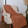 Sensei Maison Plaids Plaid Polaire Extra Doux Et Chaud Brique 150x180 Cm -Plaids Soldes plaid polaire extra doux et chaud brique 150x180 cm