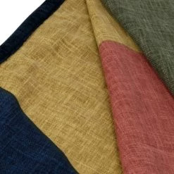 Maisons Du Monde Plaids Plaid Rembourré En Polyester Et Coton Finition Passepoil En Velours De Coton Kaki, Marron Et Rose 130x170 -Plaids Soldes plaid rembourre en polyester et coton finition passepoil en velours de coton kaki marron et rose 130x170 1000 10 31 228524 3