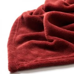 Dutch Decor Plaids Plaid Rouge Fleece 150x200 Cm Uni -Plaids Soldes plaid rouge fleece 150x200 cm uni 9